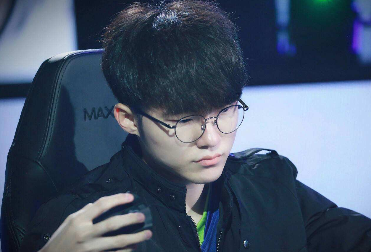 口渴的Ertahan第一次失利！Zika Quesanti能够全力以赴，击败 ThunderTalk Gaming 在第一场比赛中